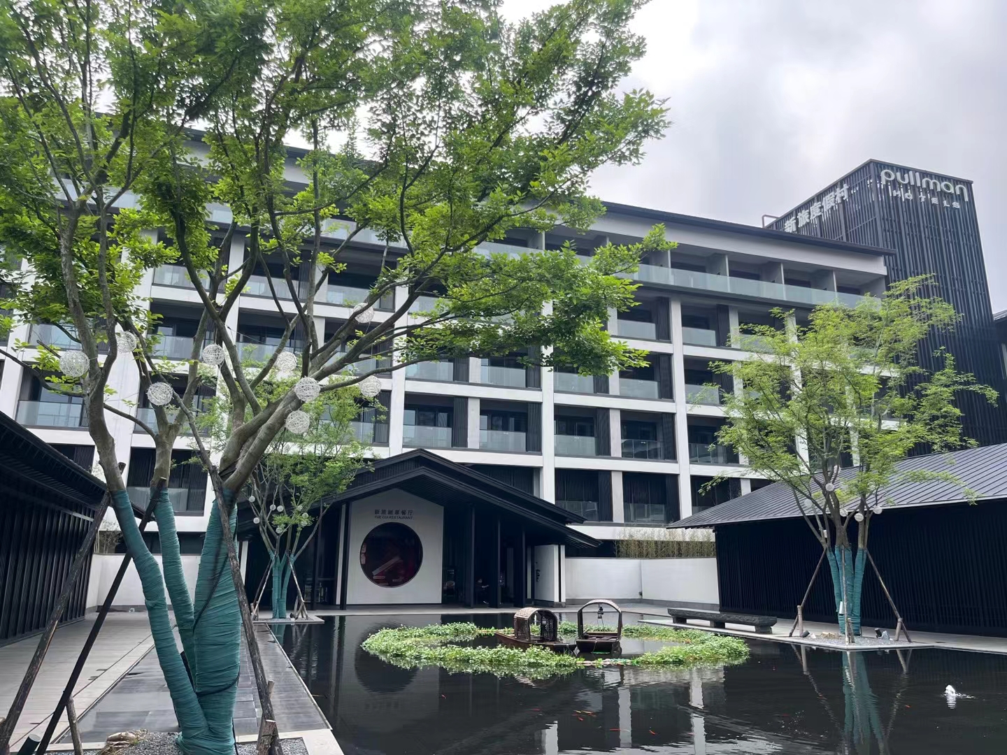 南昌新旅铂尔曼酒店酒店环境图