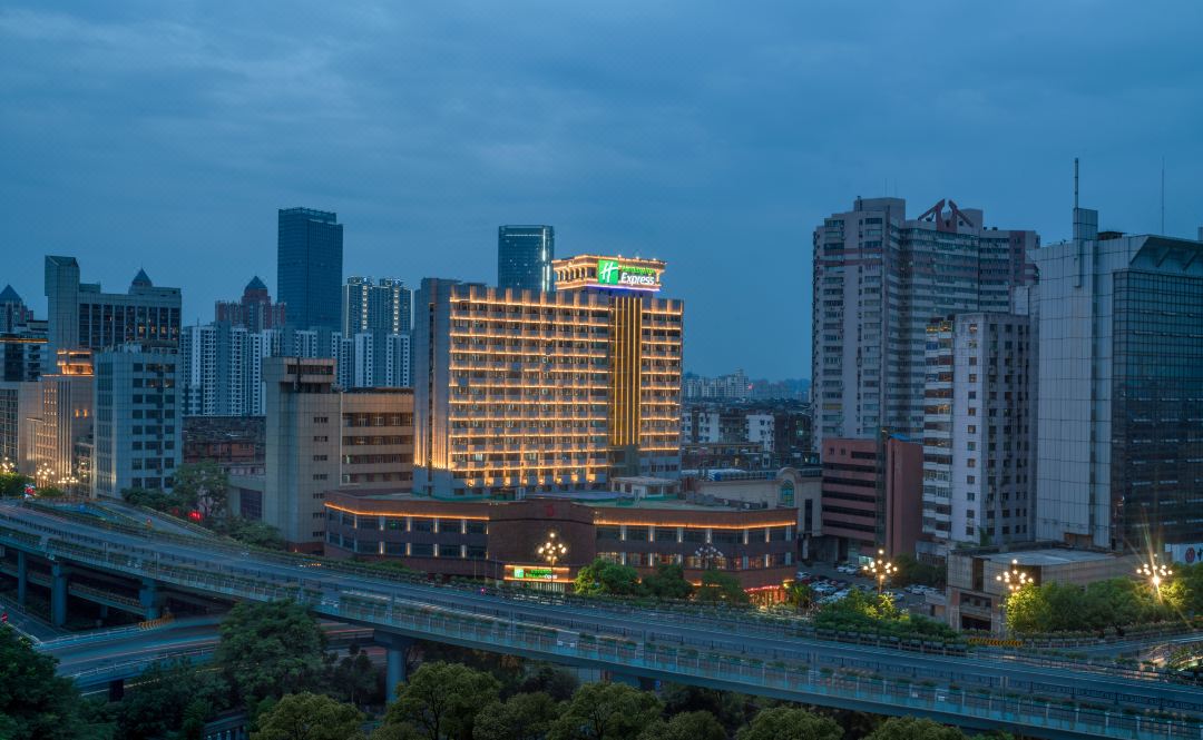 南昌八一广场智选假日酒店酒店环境图