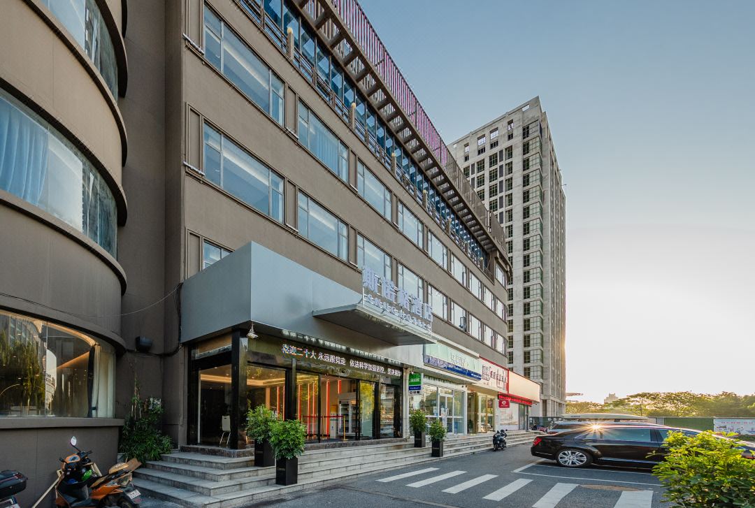 格林左岸·斯诺格酒店(南昌高新京东大道地铁站店)酒店环境图