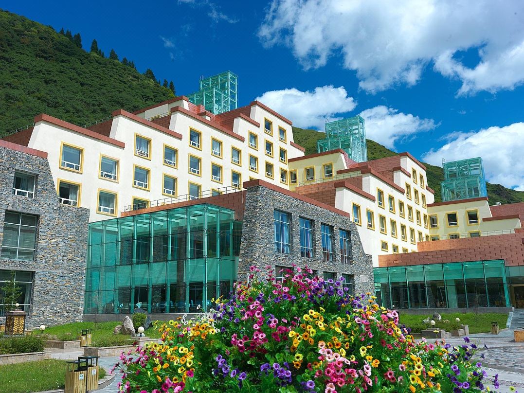瑟尔嵯国际大酒店(松潘黄龙风景区店)酒店环境图