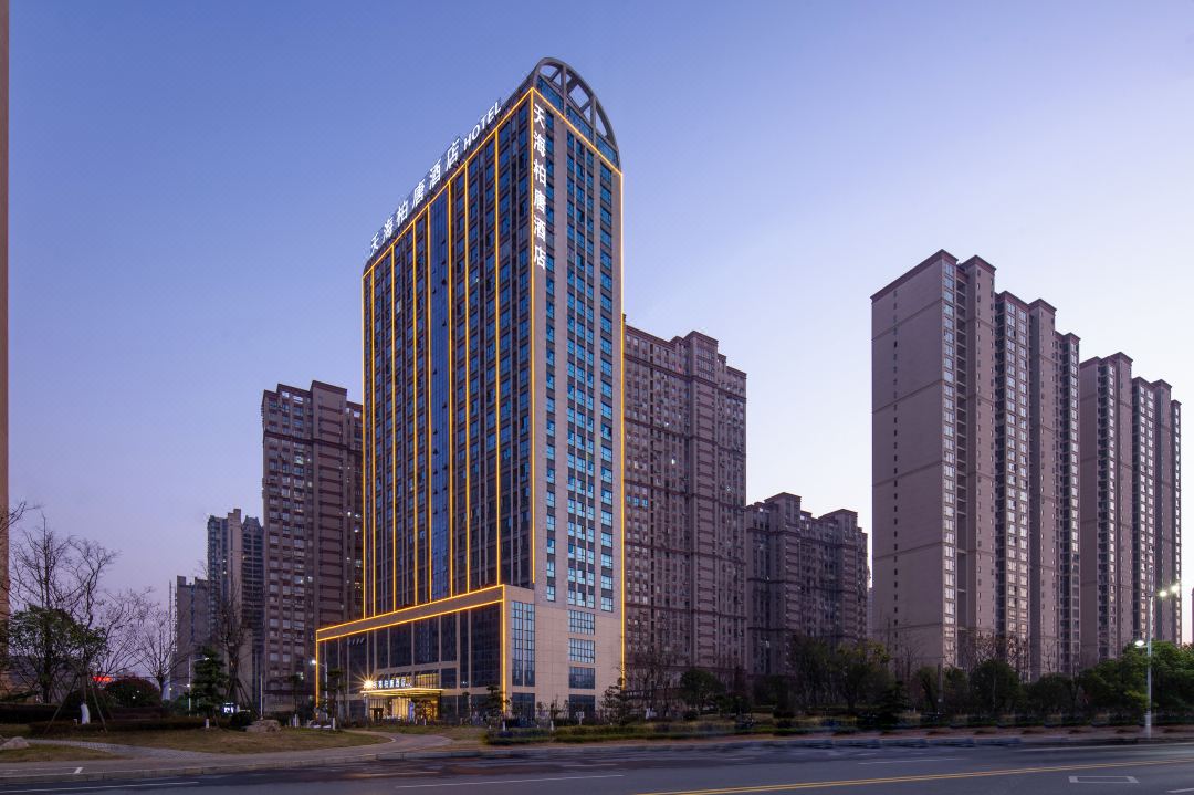 天海柏唐江景酒店(联盛快乐城九江市第三中学店)酒店环境图