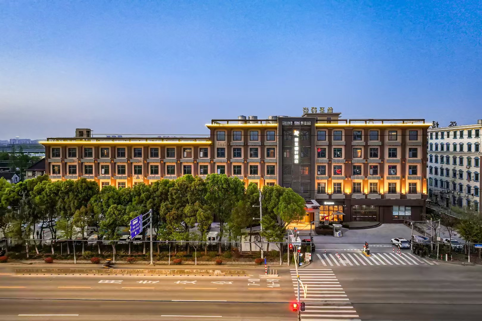 上海丽呈睿轩酒店虹桥枢纽店酒店环境图
