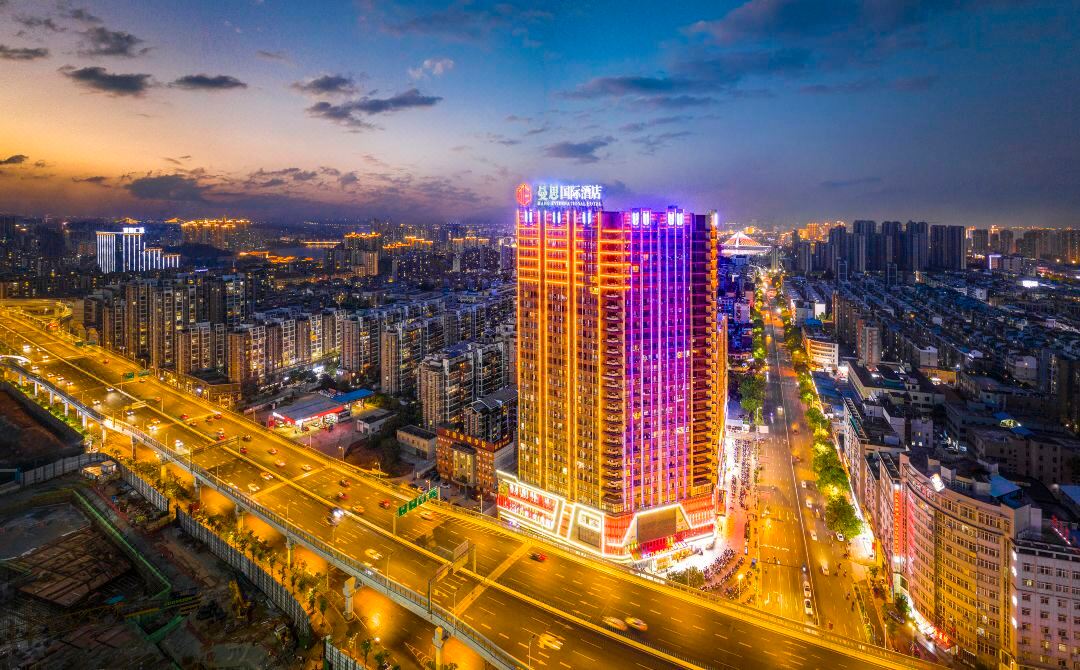 曼思国际酒店(赣州万达广场店)酒店环境图