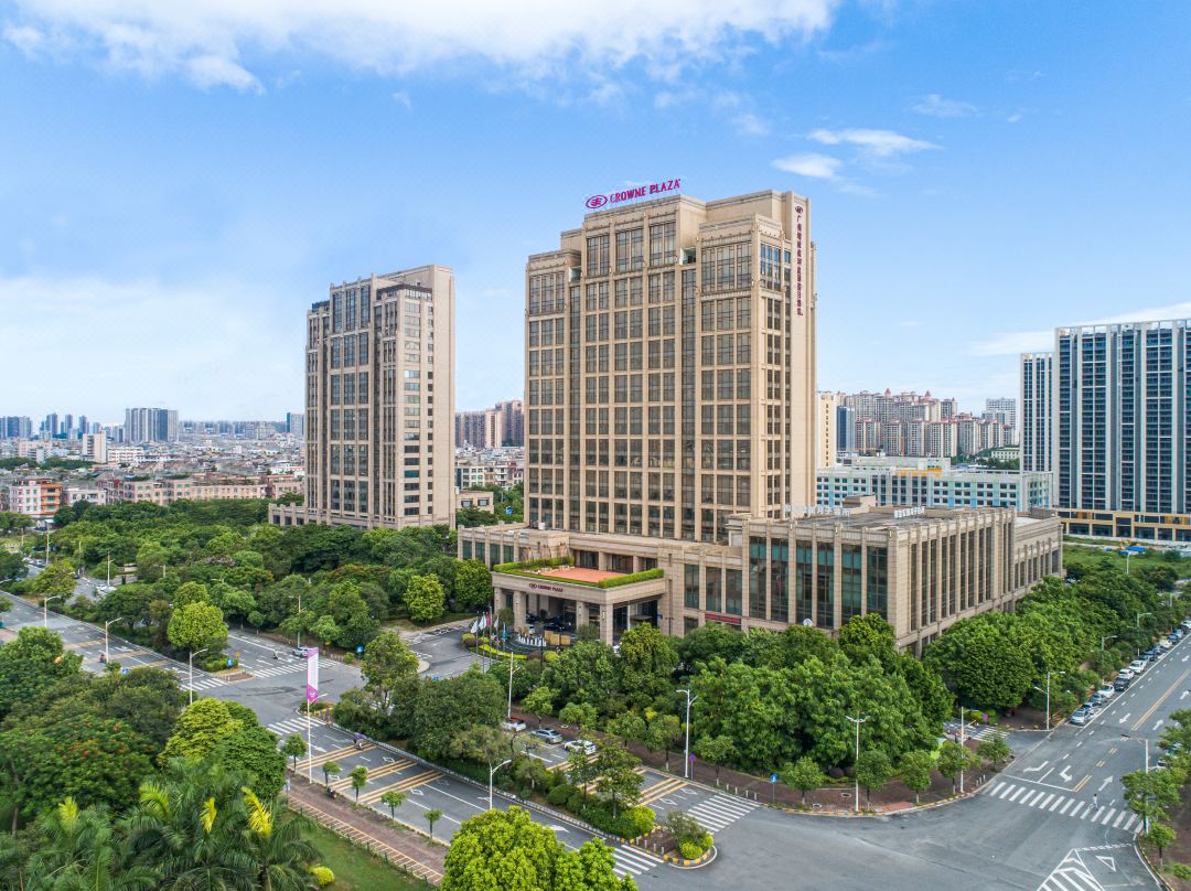 广州增城保利皇冠假日酒店(新塘高铁站店)酒店环境图