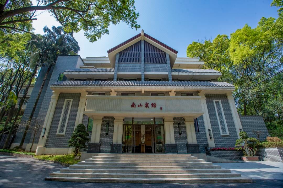 南山宾馆(重庆民国风情店)酒店环境图