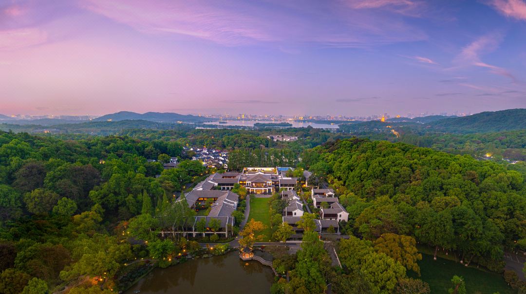 杭州西湖蝶来雅谷泉山庄酒店环境图