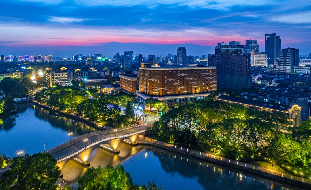 嘉兴沙龙国际宾馆(南湖景区店)酒店环境图