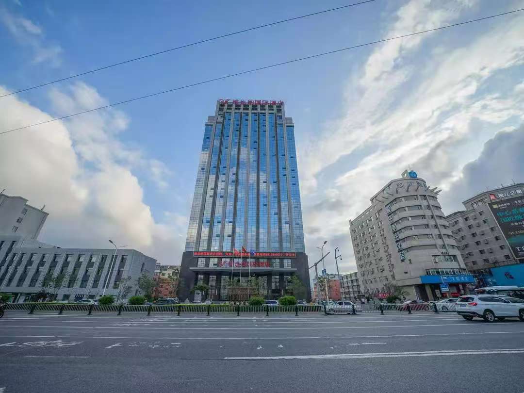 维也纳国际酒店（长春红旗街万达店）酒店环境图