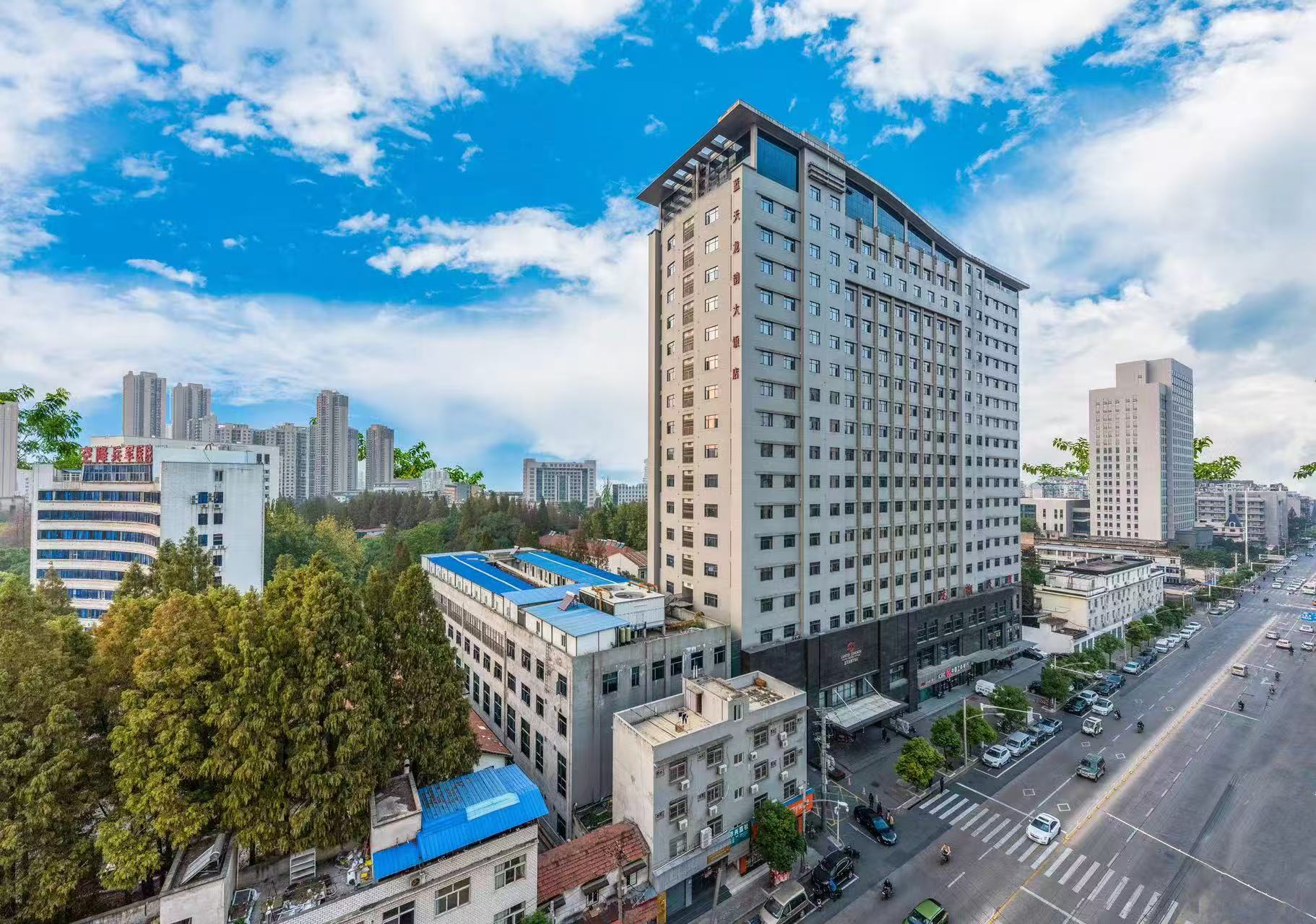 武汉蓝天龙韵大饭店酒店环境图