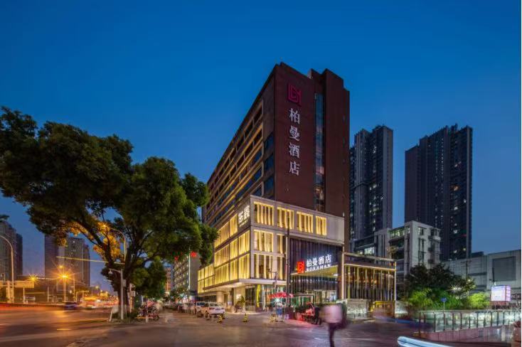 柏曼酒店(武汉王家湾地铁站国际博览中心店)酒店环境图