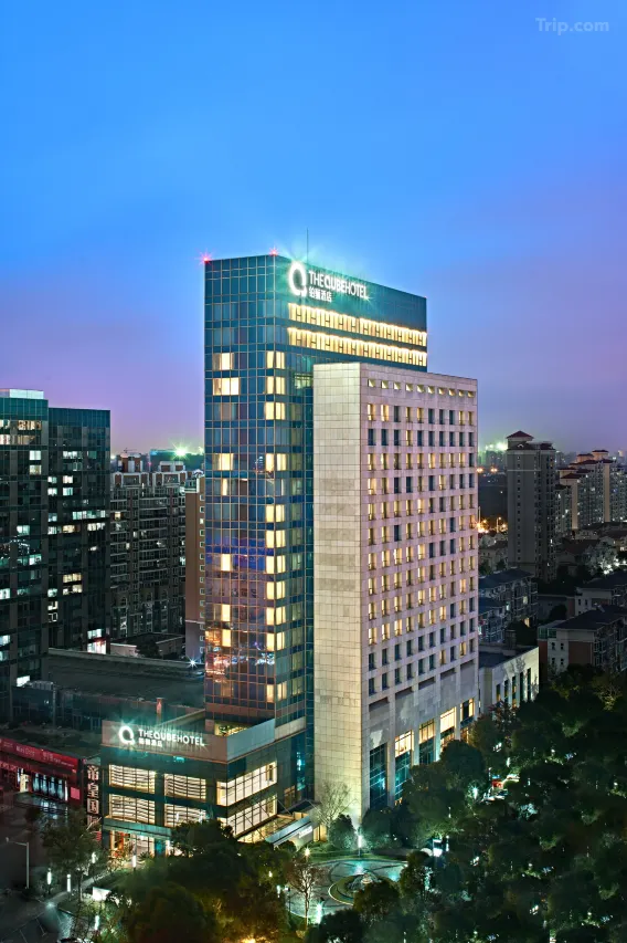 上海南桥绿地铂骊酒店酒店环境图