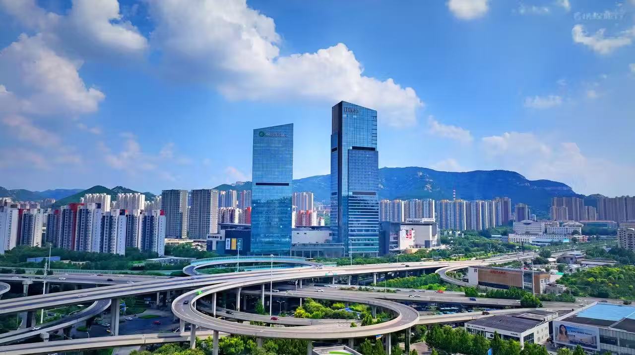 济南绿发希尔顿酒店及公寓
